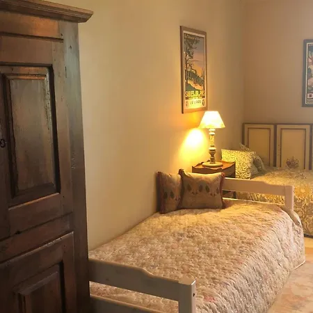 לינה וארוחת בוקר Maison Lamothe Flamarens